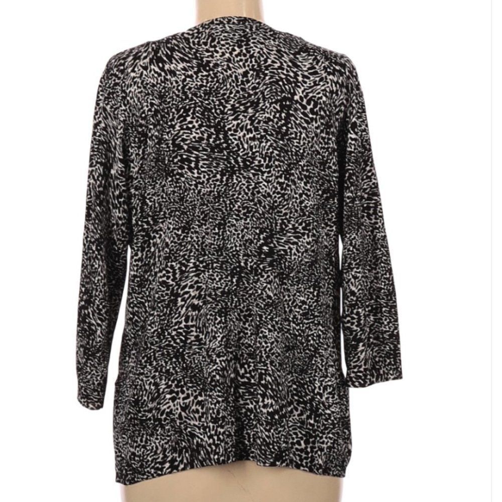 Jones New York Collection Animal Print Cardigan size medium - Picture 2 of 2